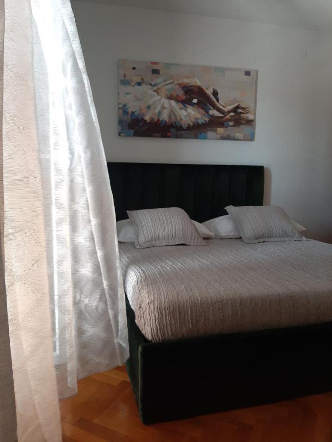 Guest House Zaninovic Hvar Town Luaran gambar