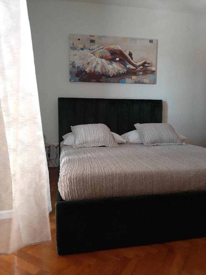 Guest House Zaninovic Hvar Town Luaran gambar