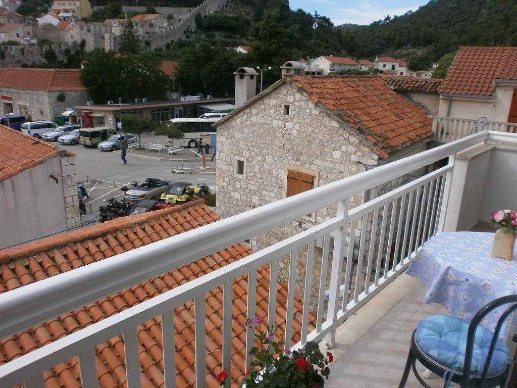 Guest House Zaninovic Hvar Town Bilik gambar